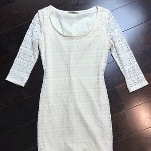 Forever 21 Cream Lace Fitted Fitted Dress Size M